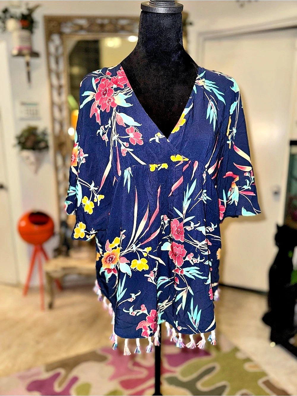 Floral Fringe Hem Tunic in Blue With Tropical Multicolor Foliage Blouse M/L